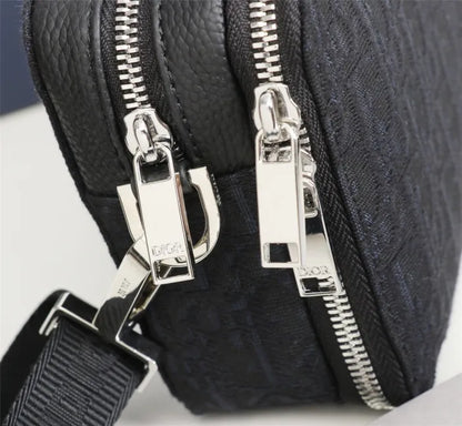 D - TASCHE