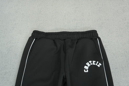 C - SWEATPANTS