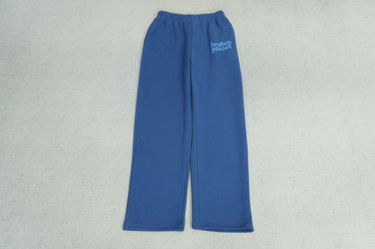 B - SWEATPANTS