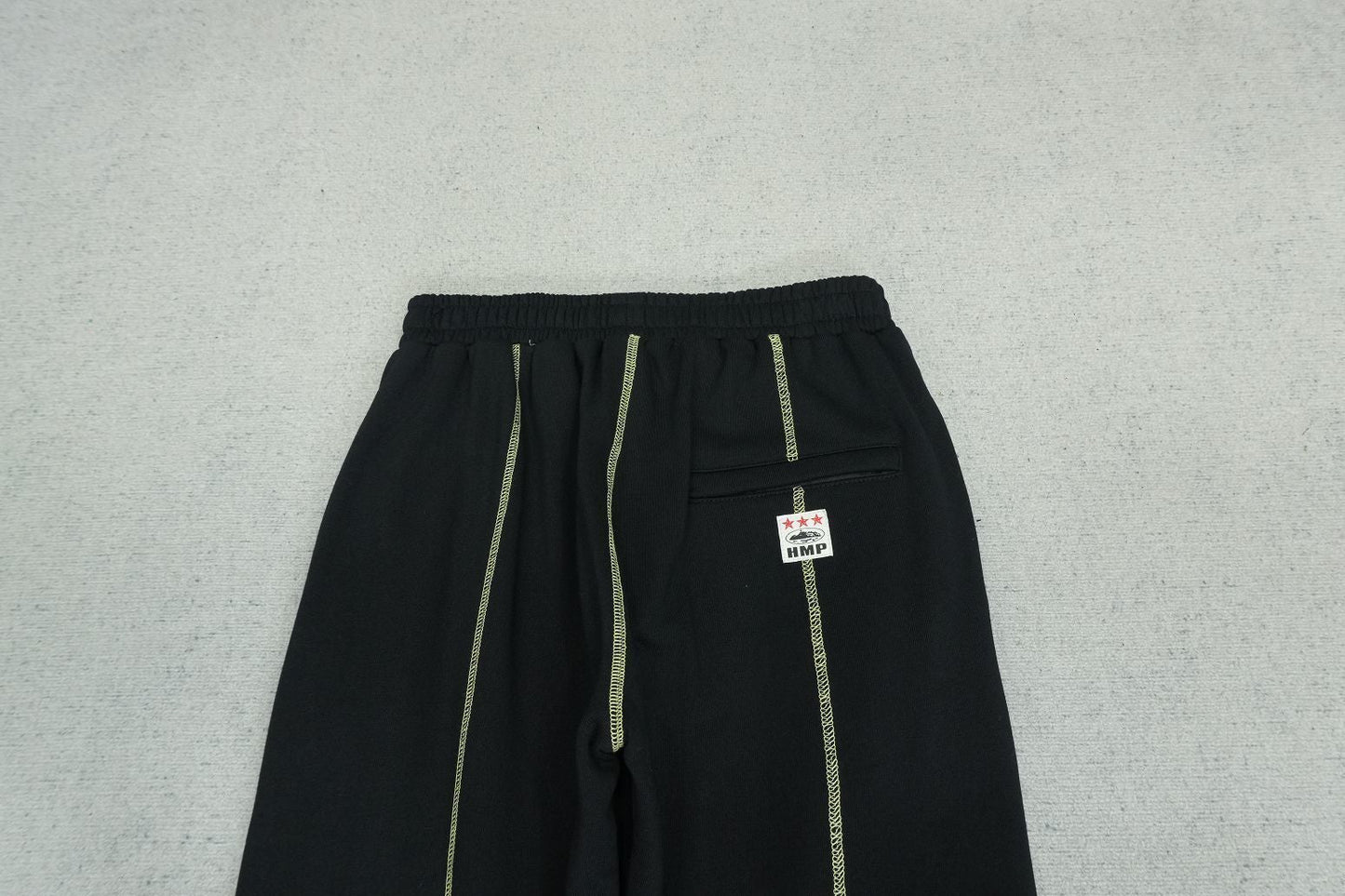 C - SWEATPANTS