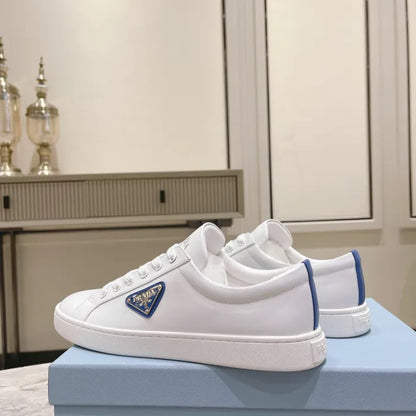 P - SNEAKERS