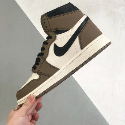 N - SNEAKERS