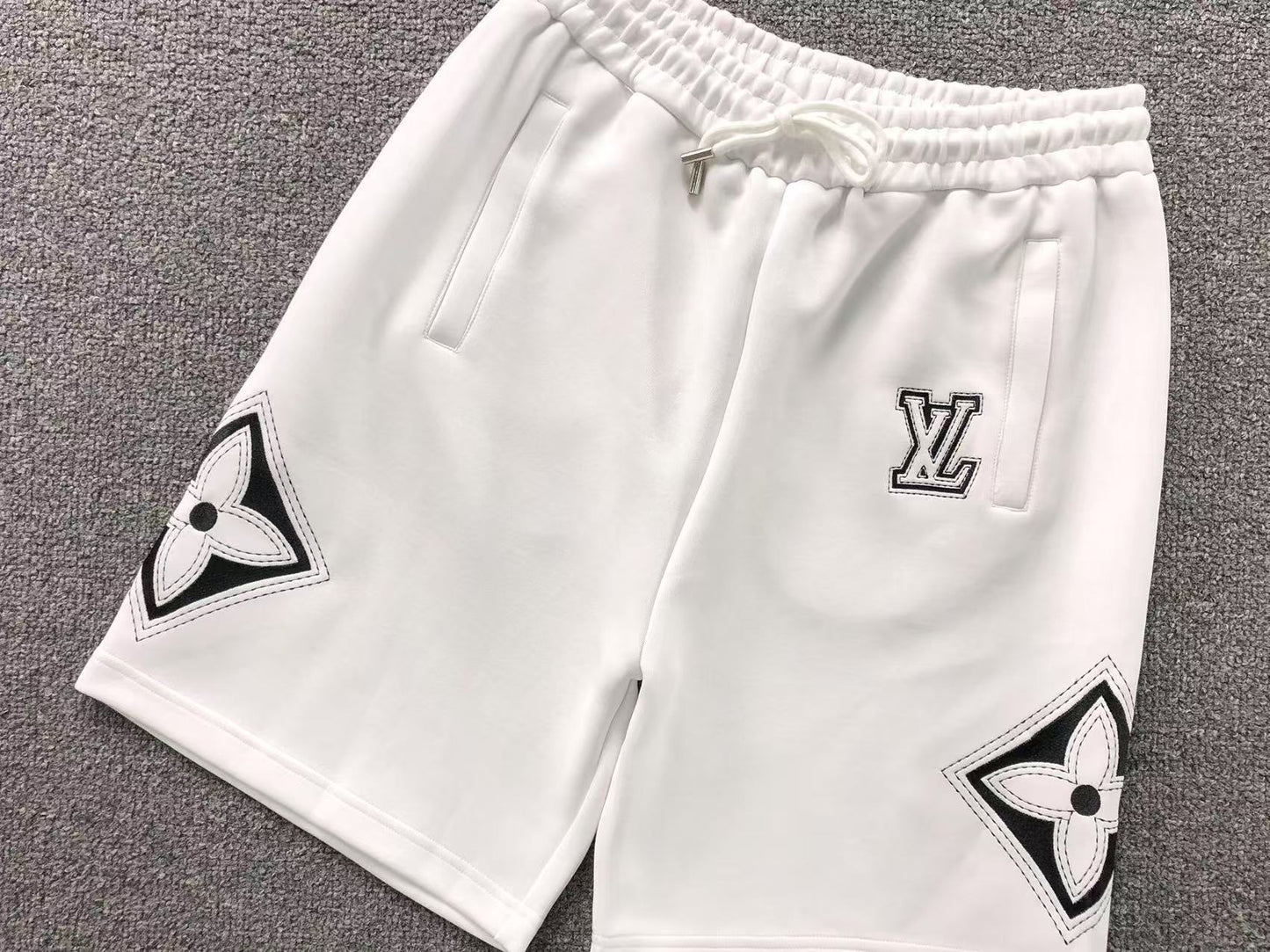 L - SHORTS