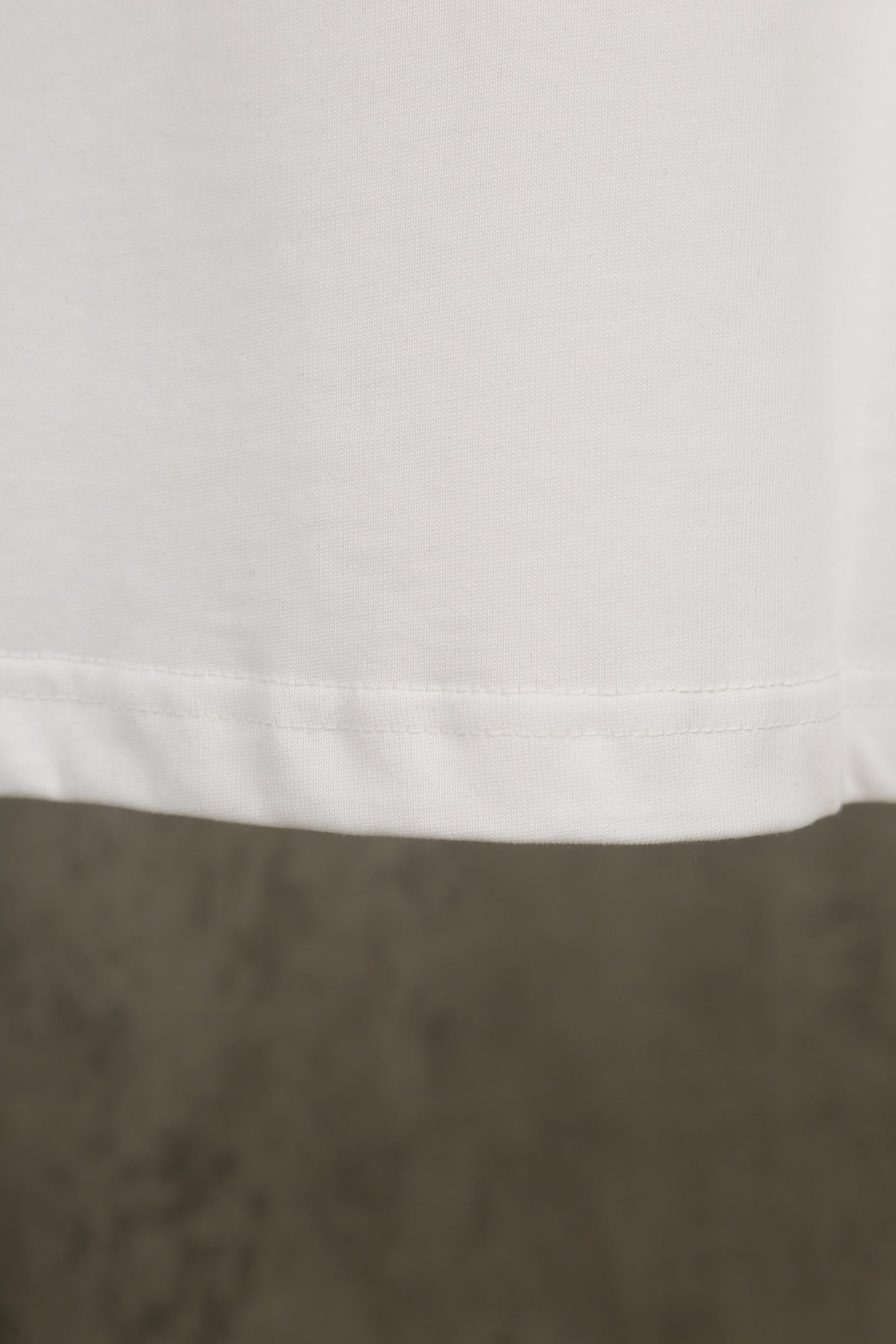 L - TSHIRT