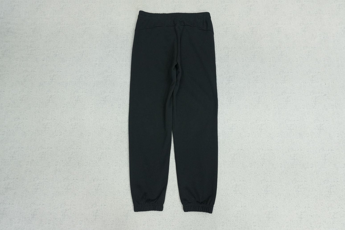 C - SWEATPANTS
