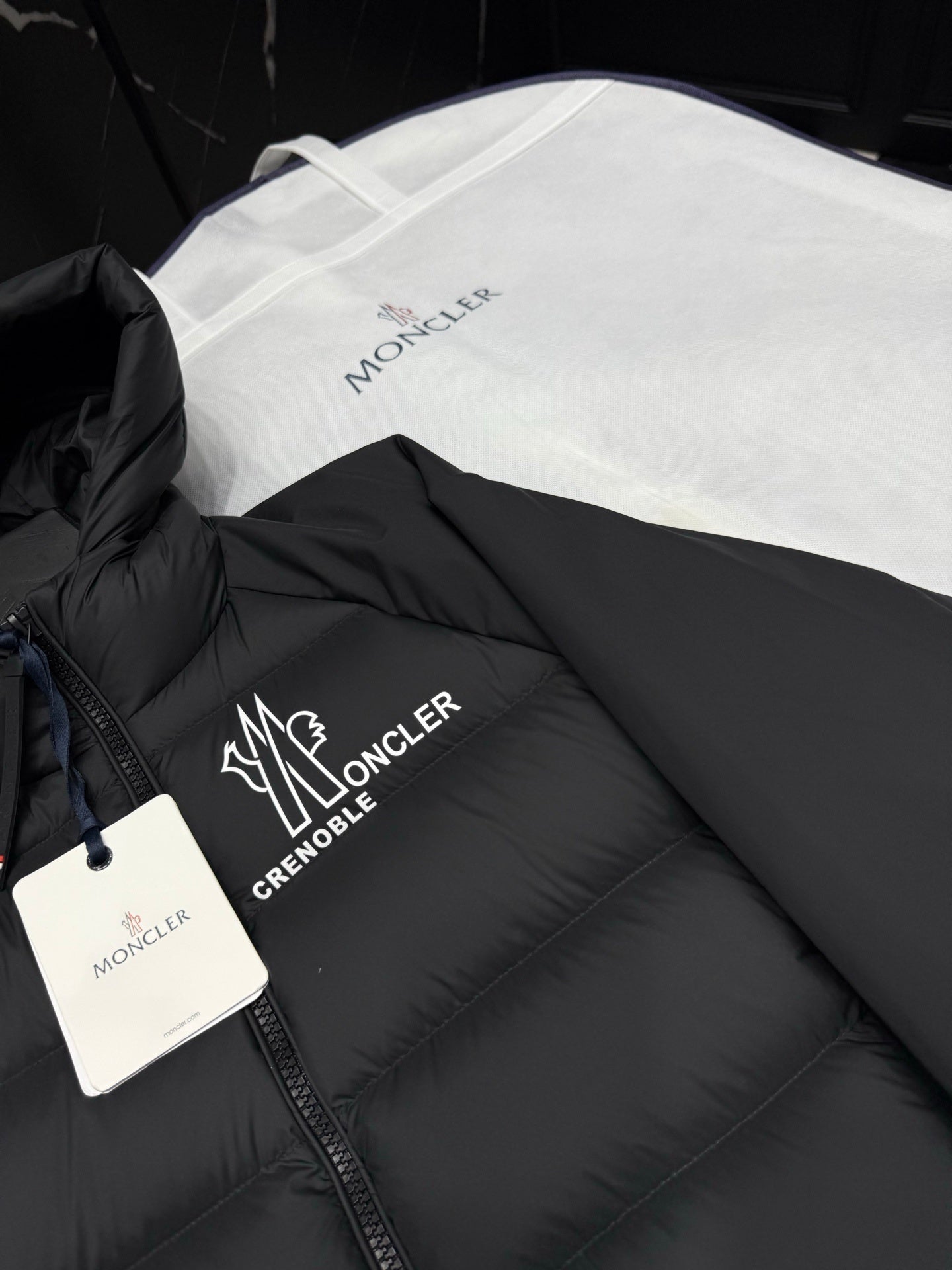 G - CARDIGAN