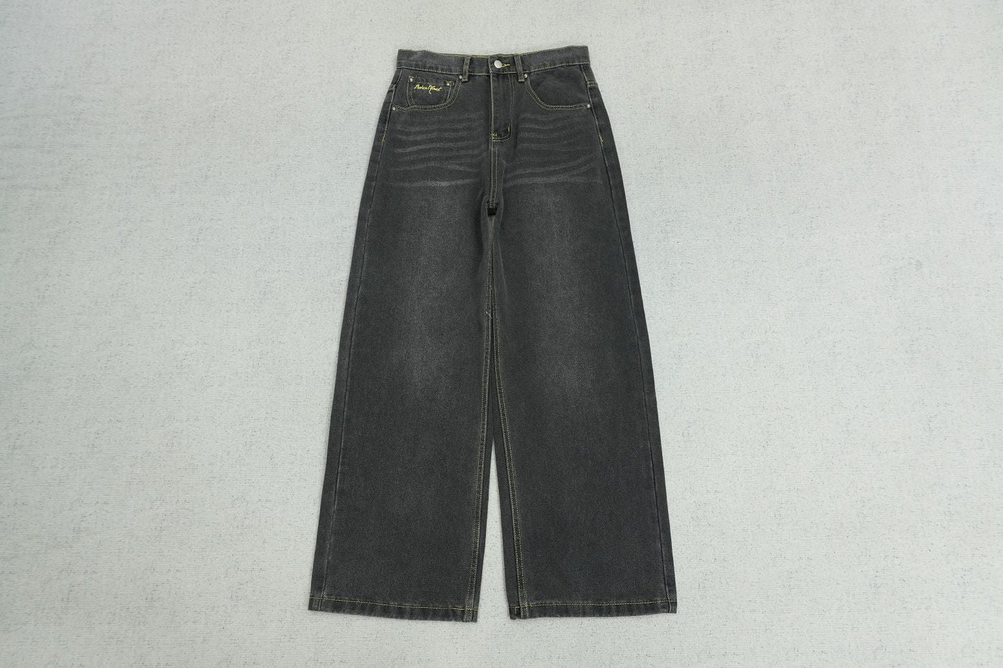 B - JEANS