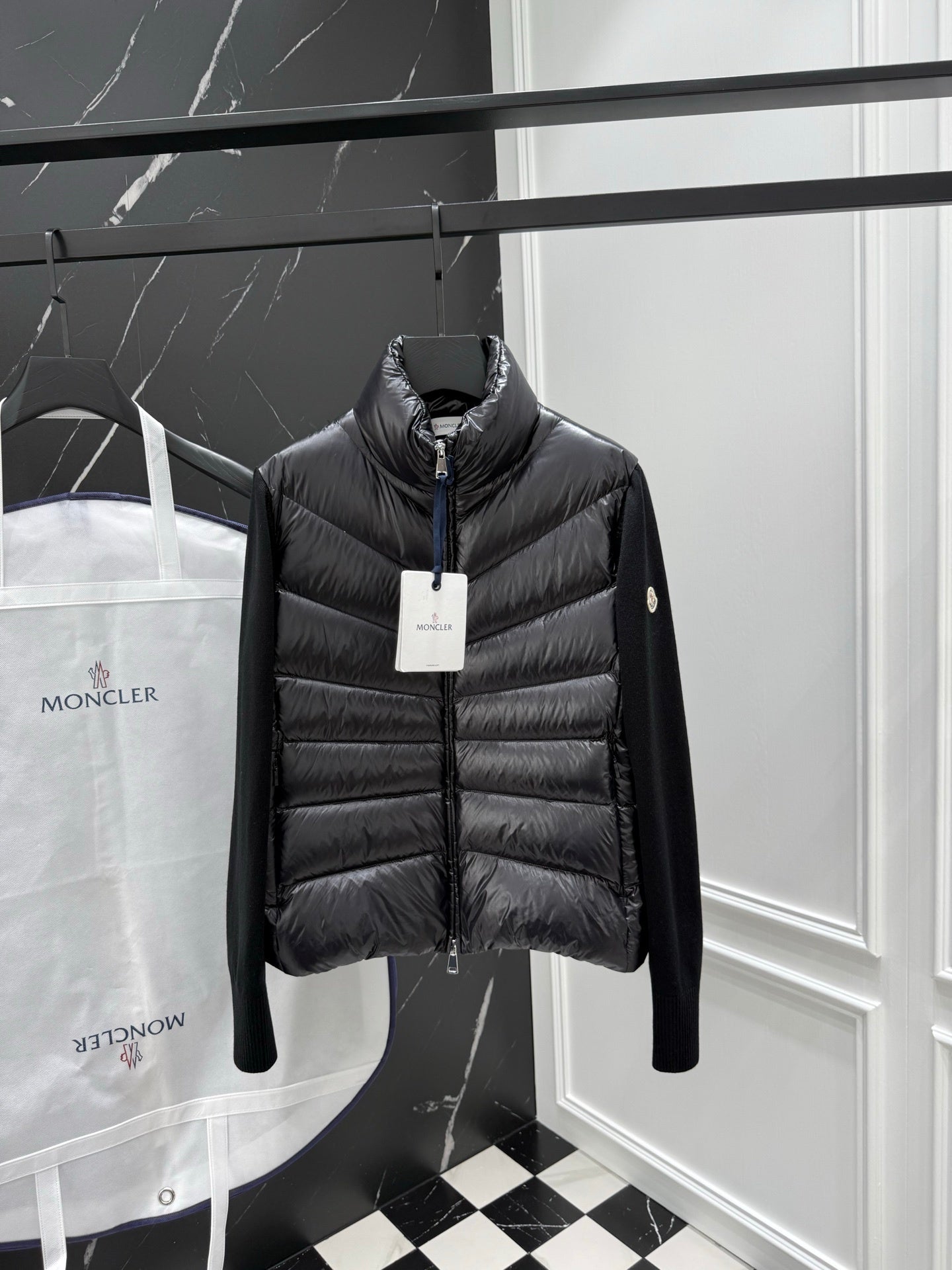 P - CARDIGAN