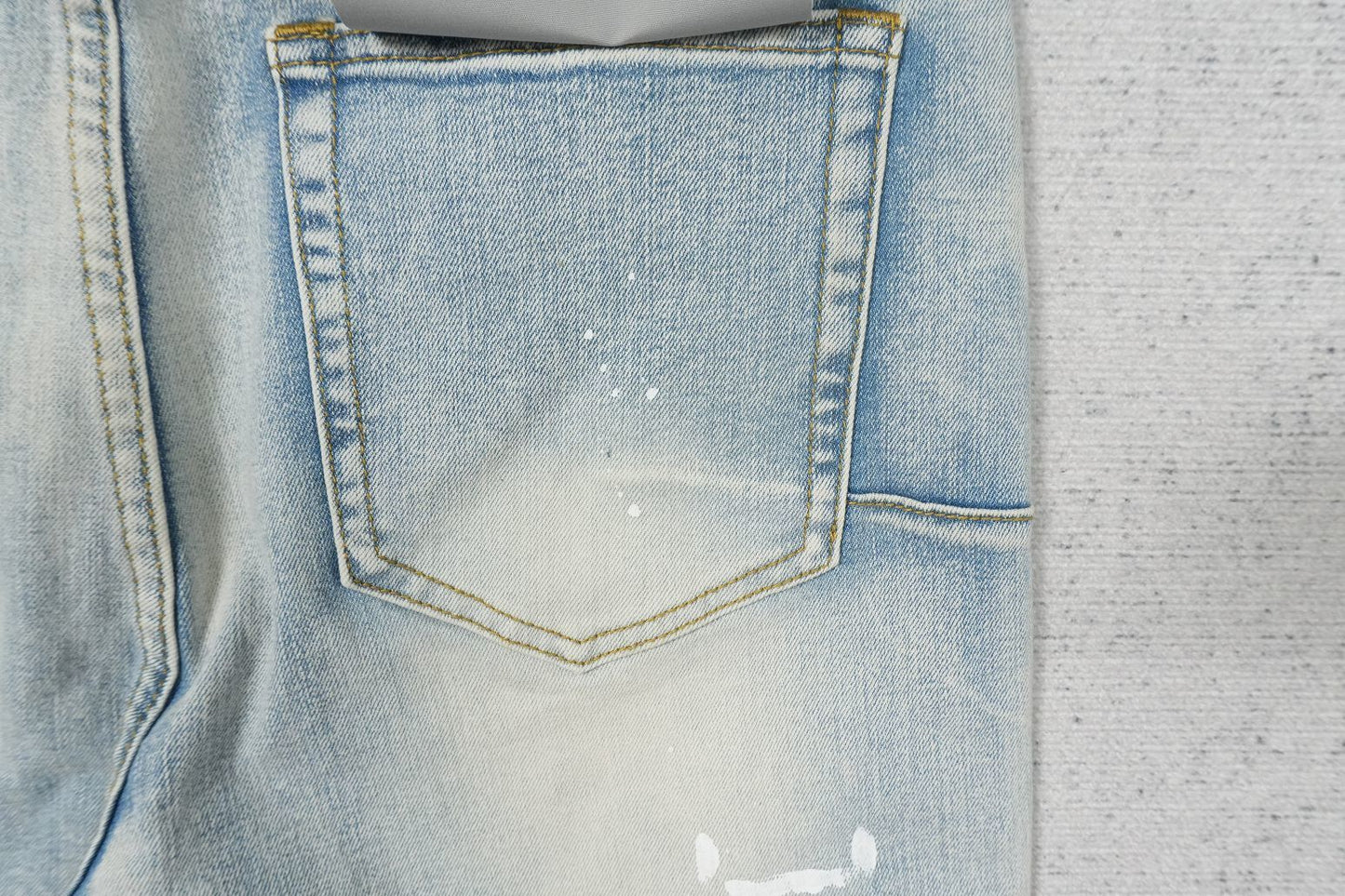 P - JEANS