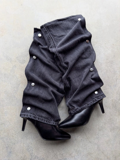 BLACK DENIM HEELS