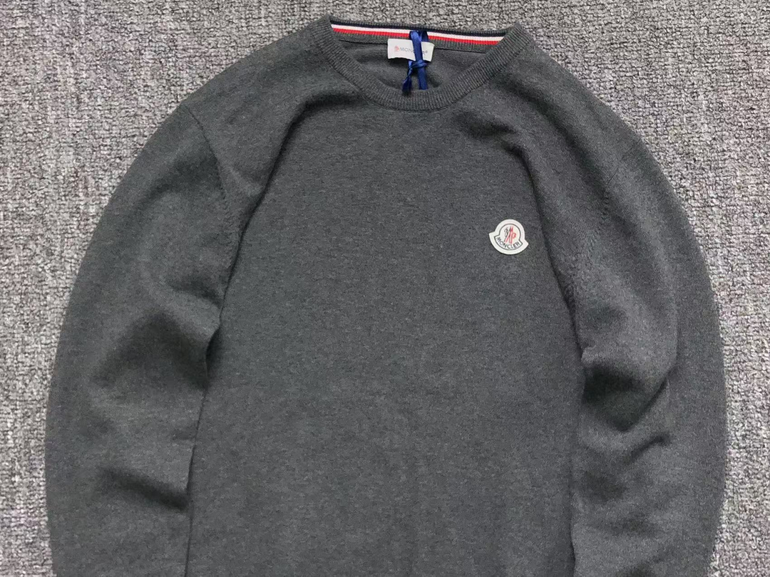 AVERIA - M SWEATER