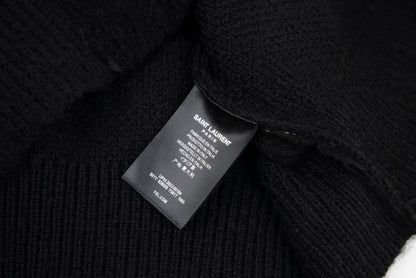 Y - SWEATER