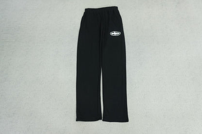 C - SWEATPANTS