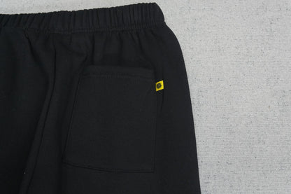 B - SWEATPANTS