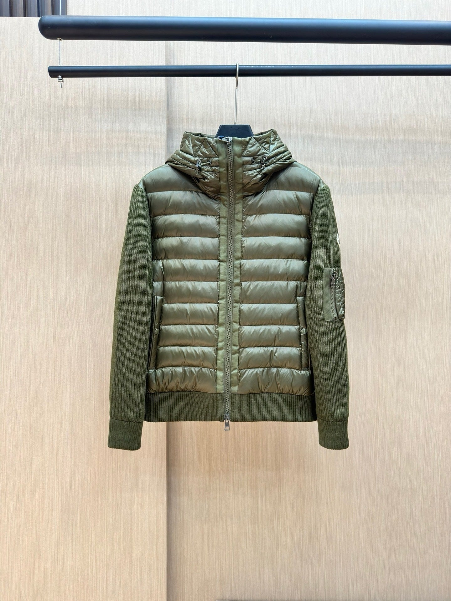 M - CARDIGAN