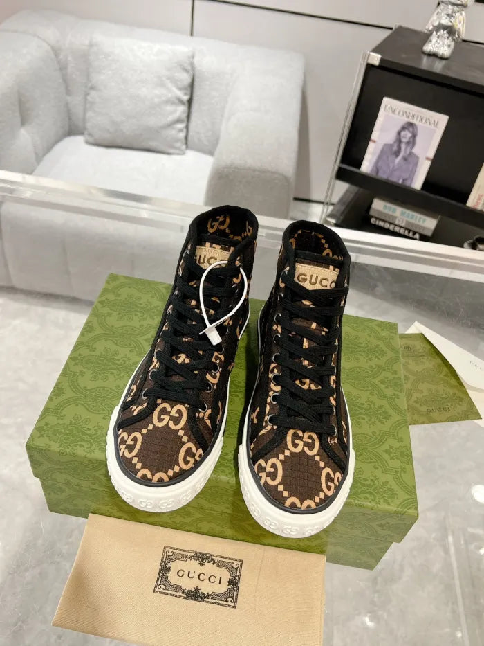 GG - SNEAKERS