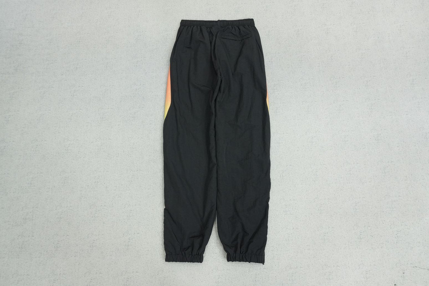 C - SWEATPANTS