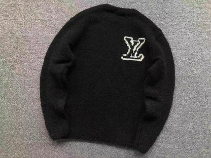 L - SWEATER