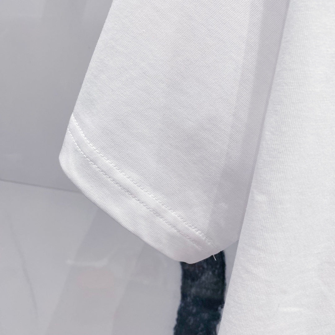 V - TSHIRT