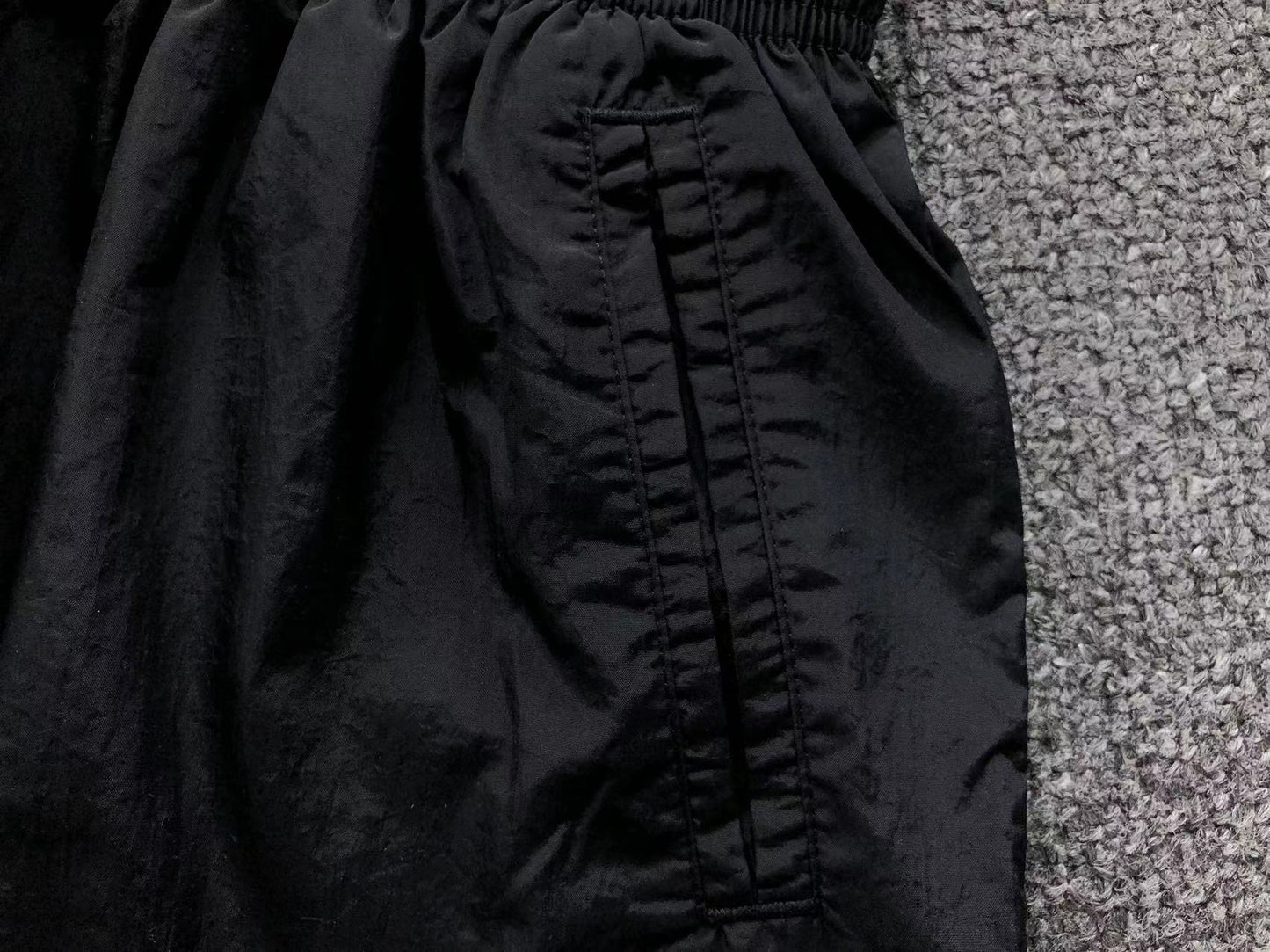 N - SHORTS