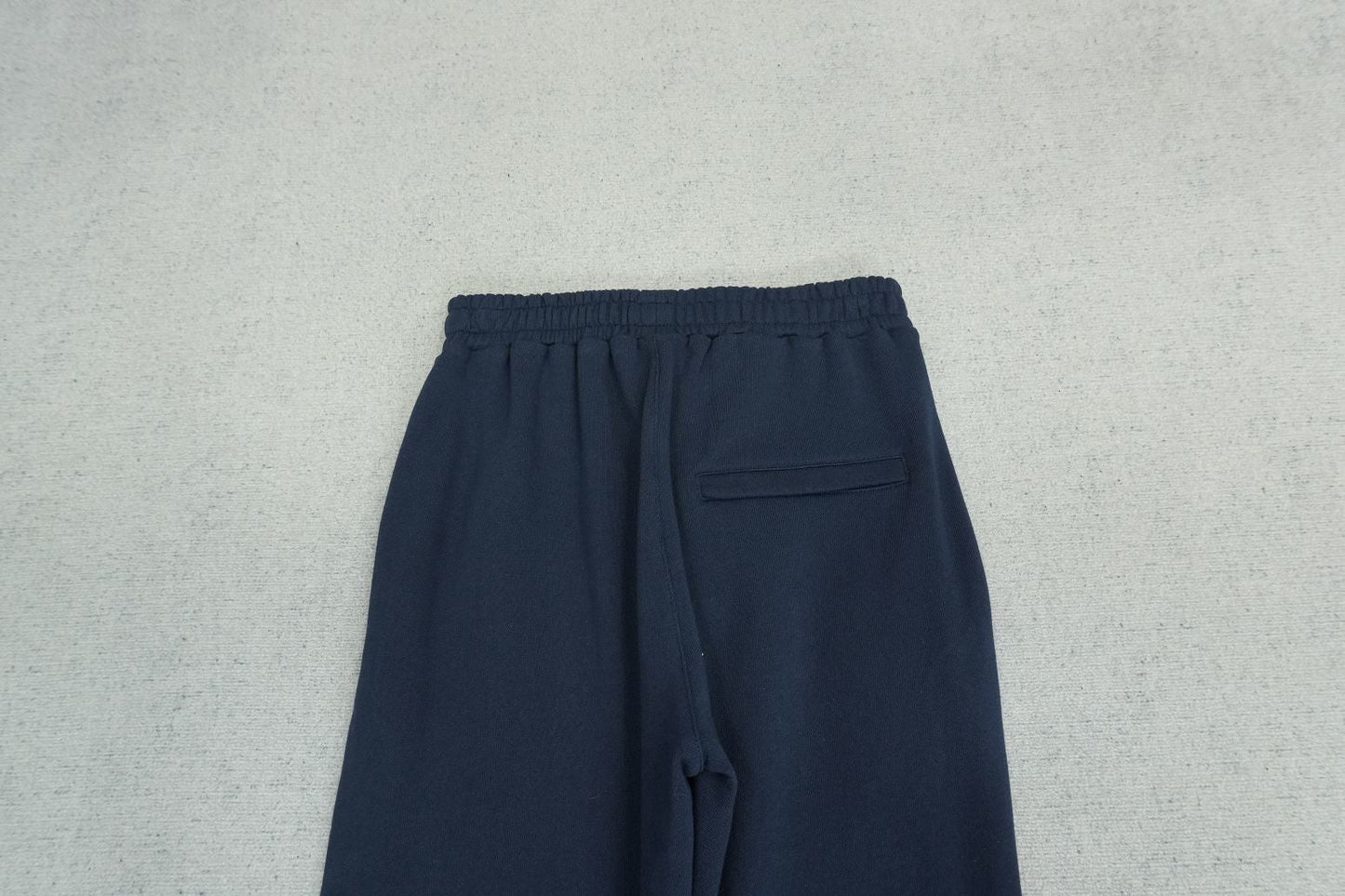 C - SWEATPANTS