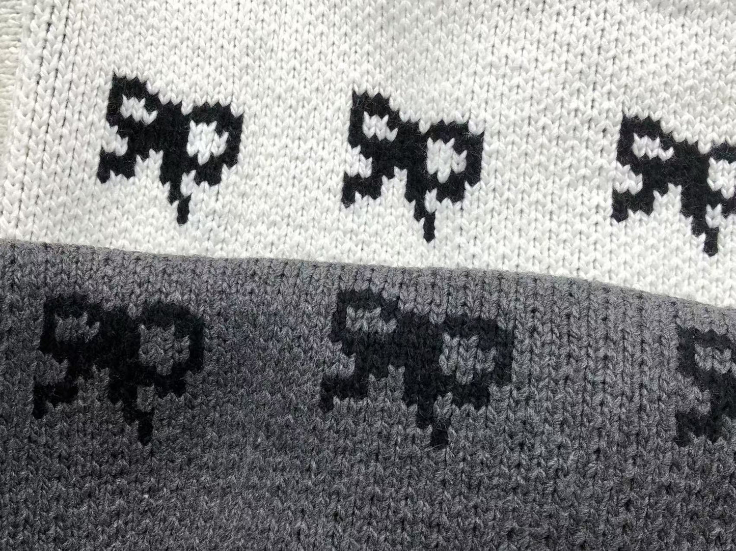 O - SWEATER