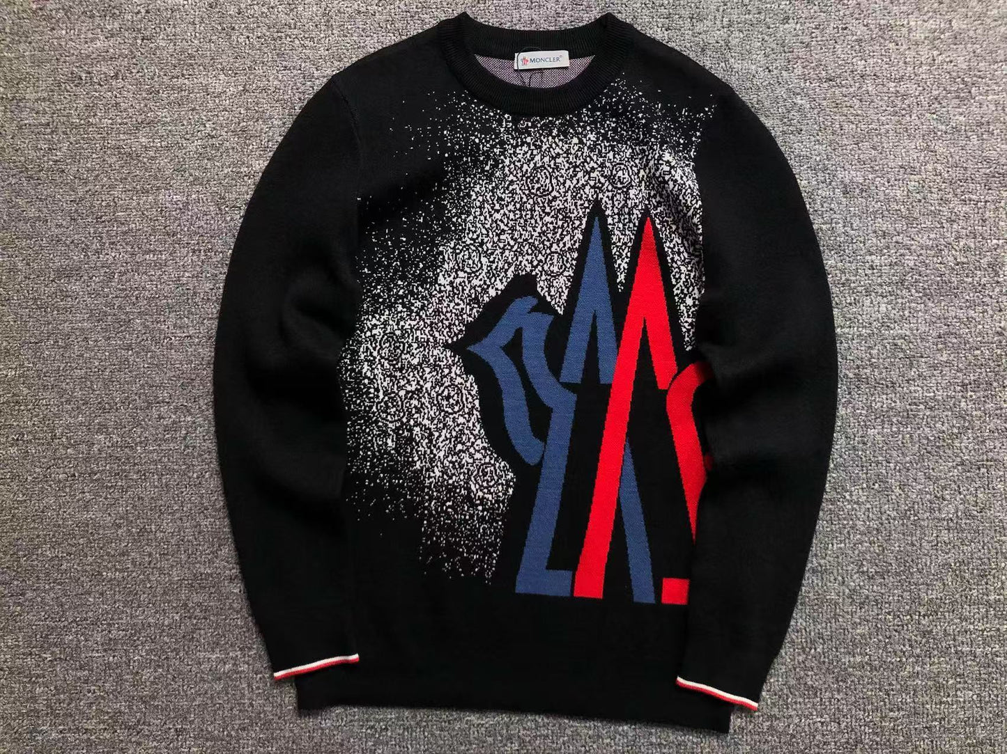 M - SWEATER