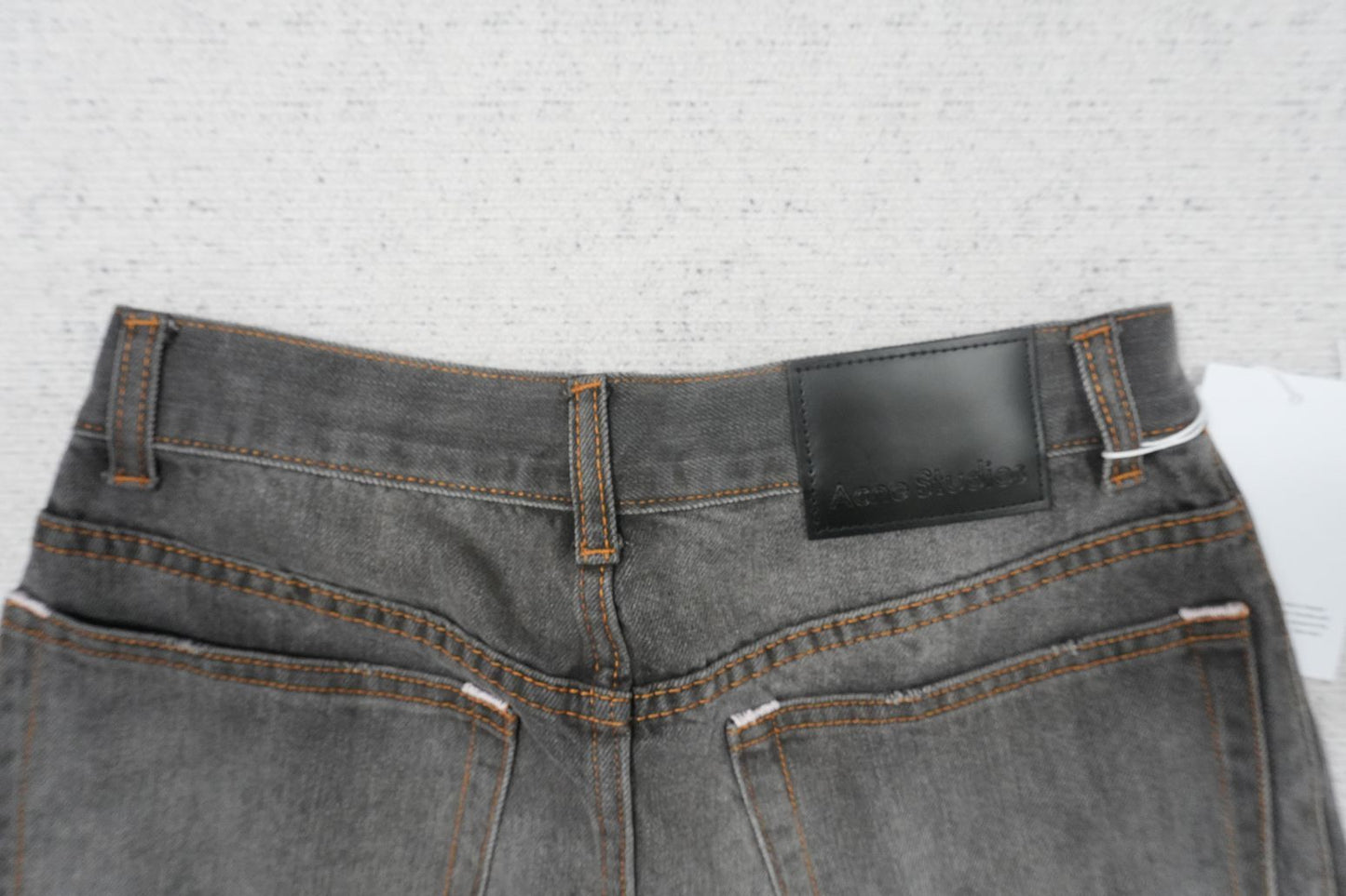 C - JEANS
