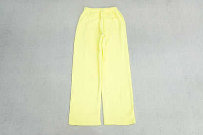 B - SWEATPANTS