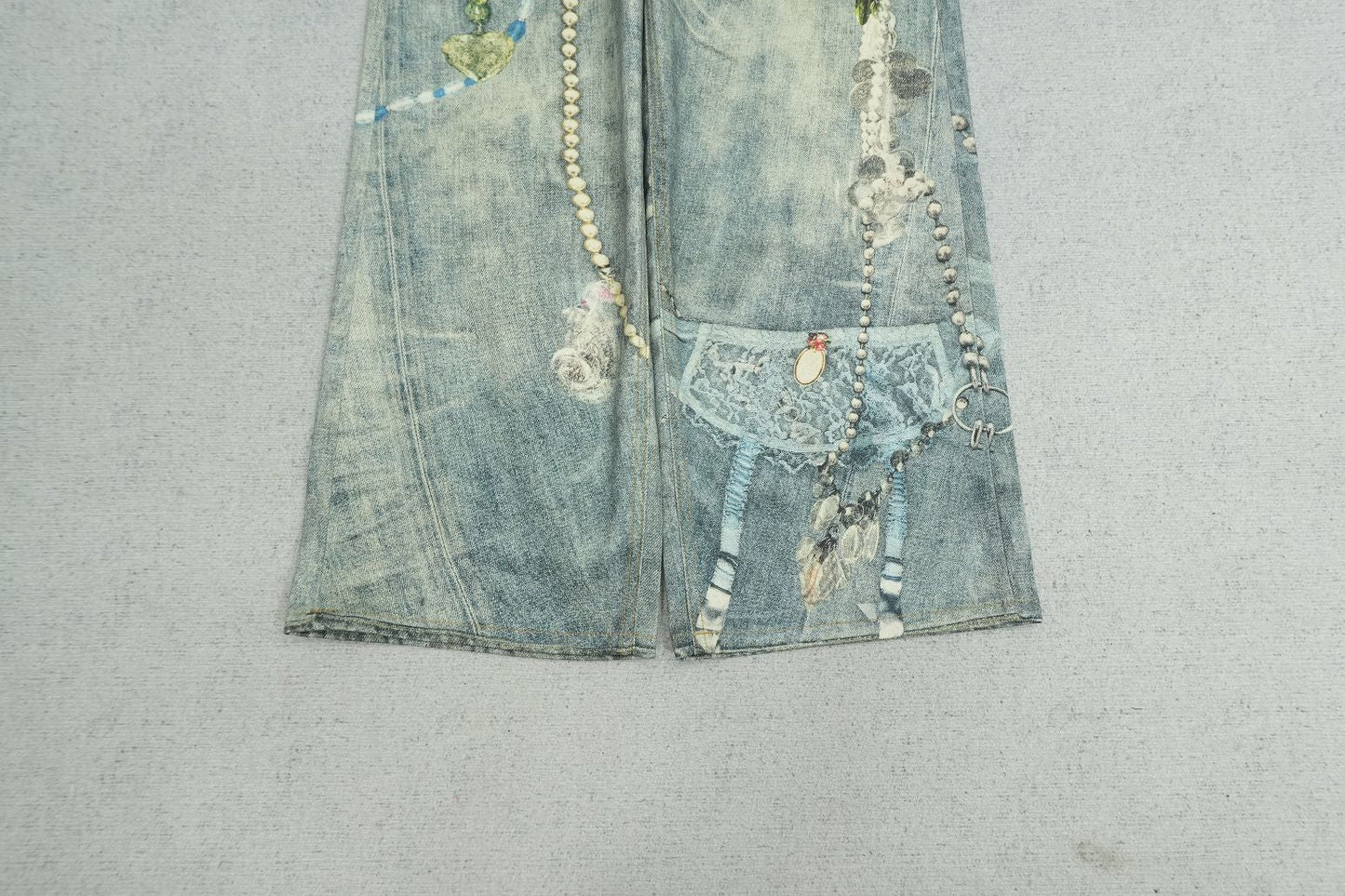 A - JEANS