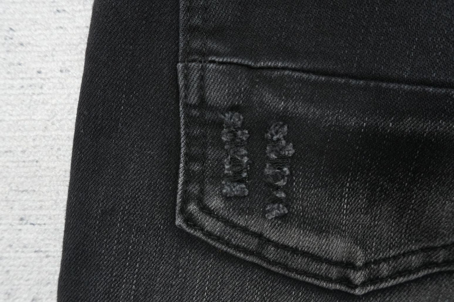 A - JEANS