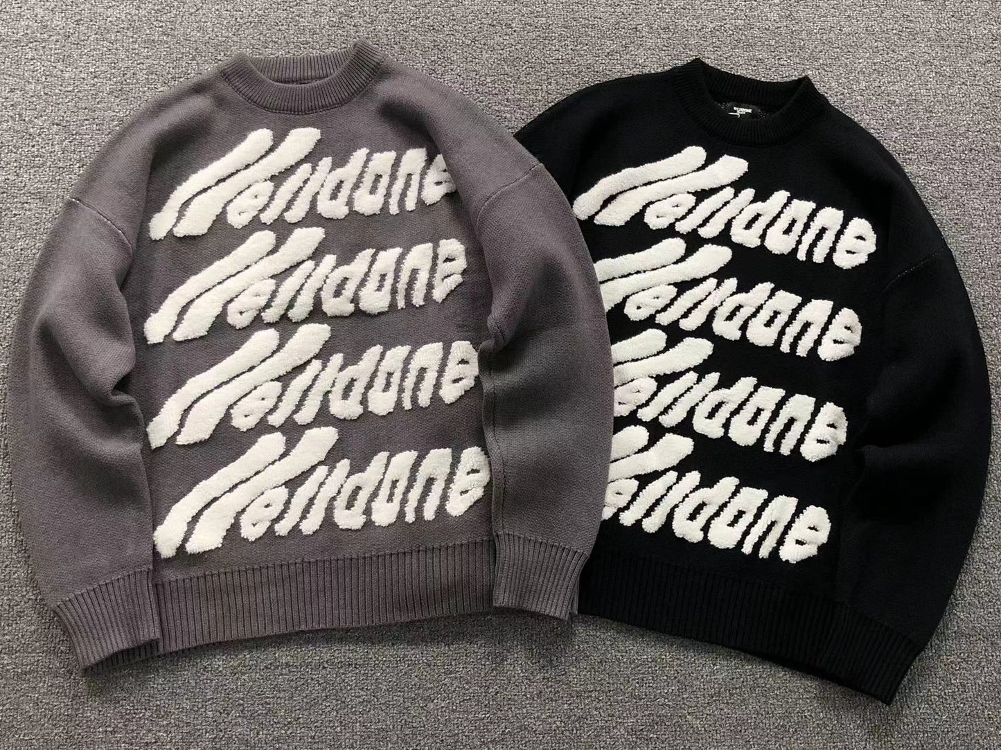 W - SWEATER