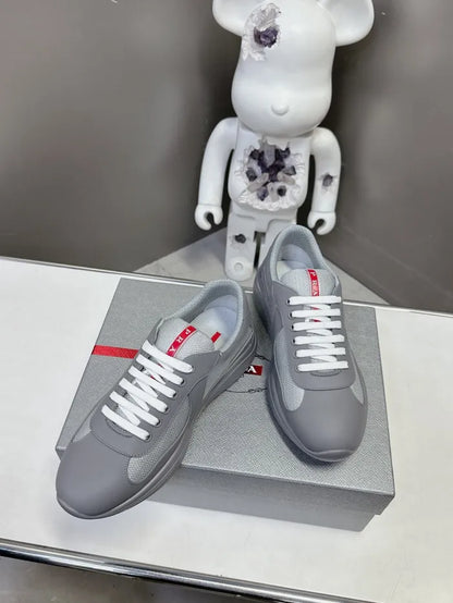 P - SNEAKERS