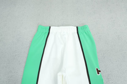 D - SWEATPANTS
