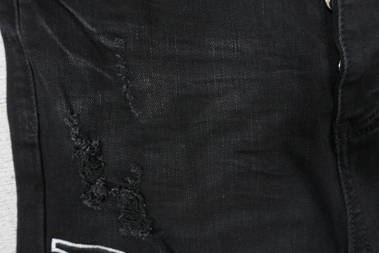 A - JEANS