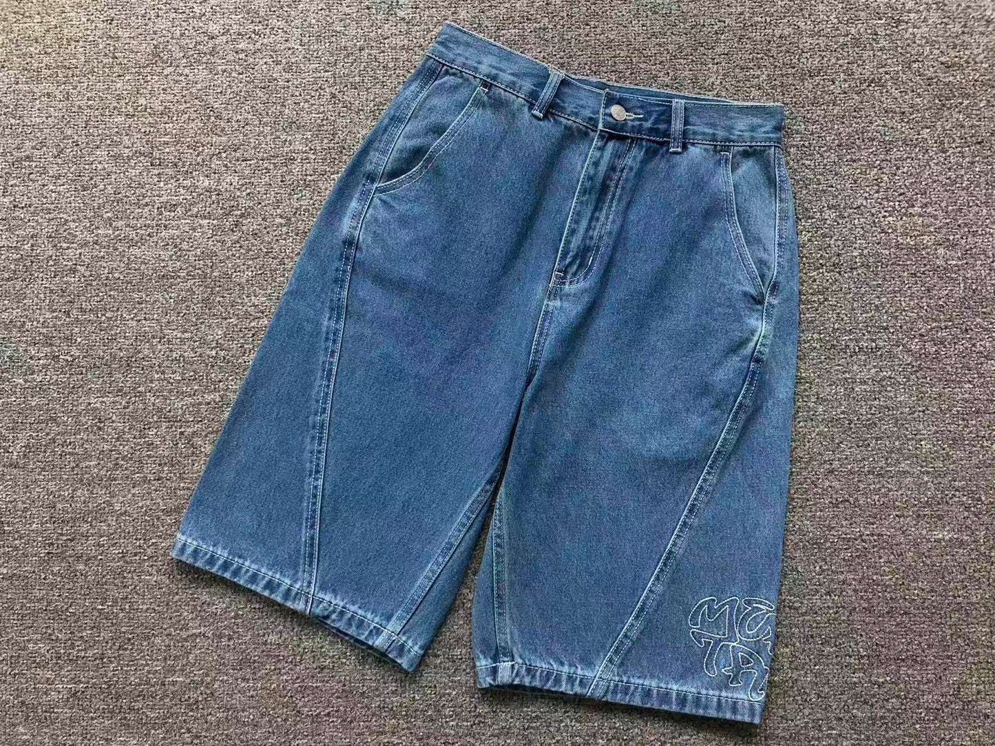 M - SHORTS