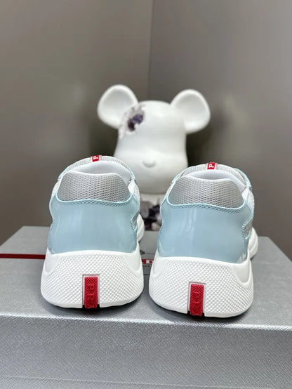 P - SNEAKERS