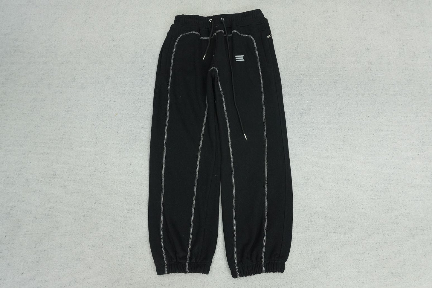 K - SWEATPANTS
