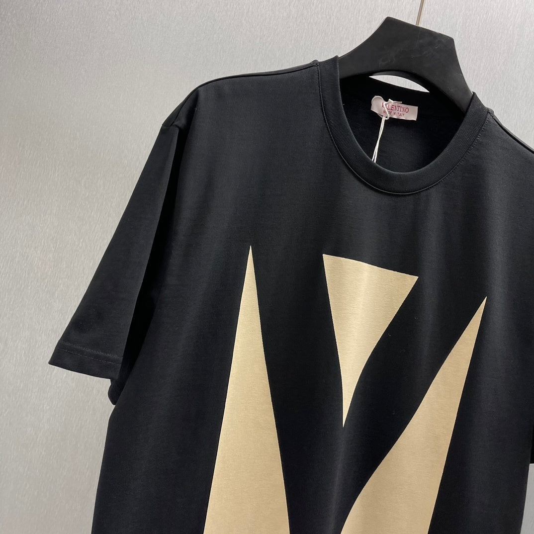 V - TSHIRT