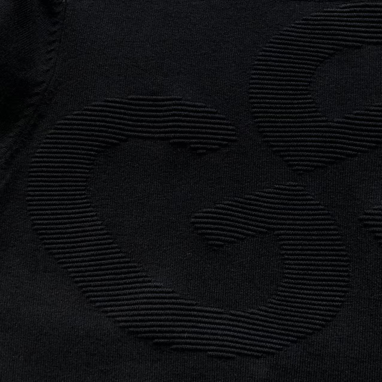 GG - SWEATER