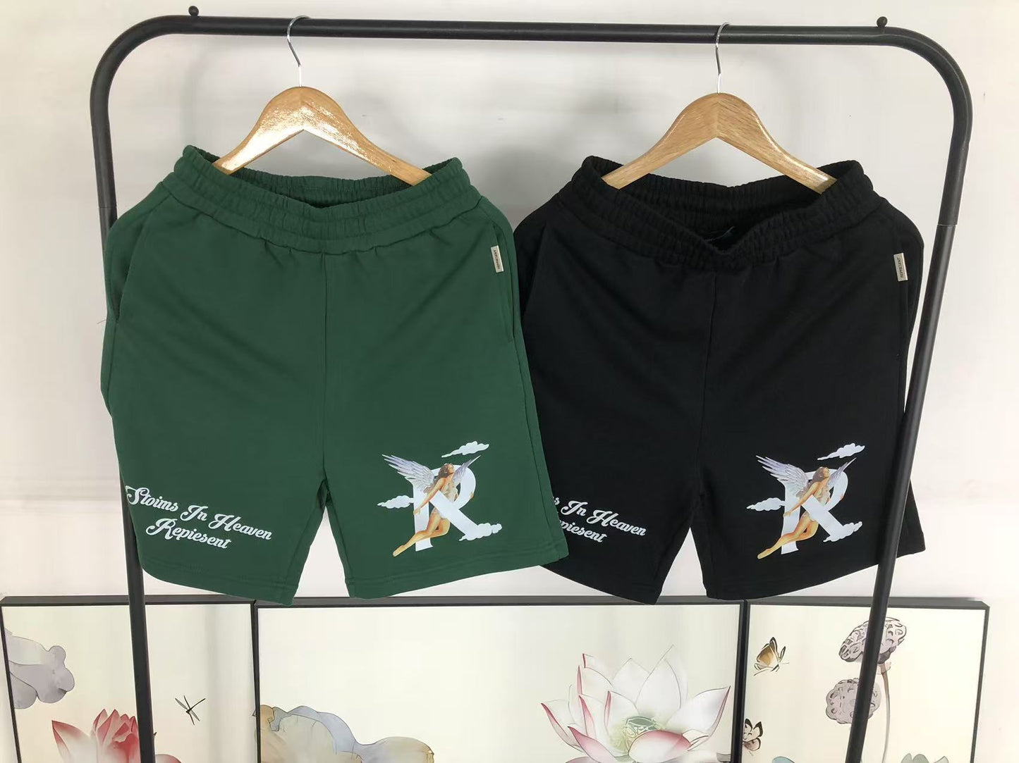 R - SHORTS