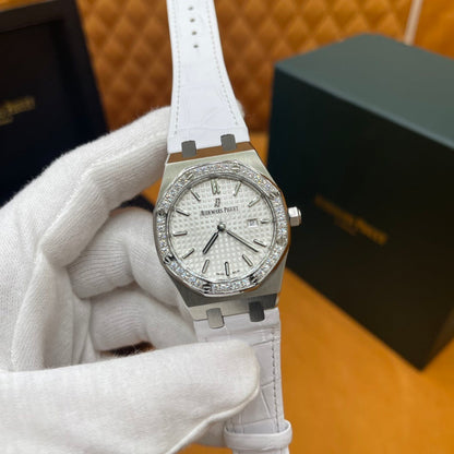 P - Watch