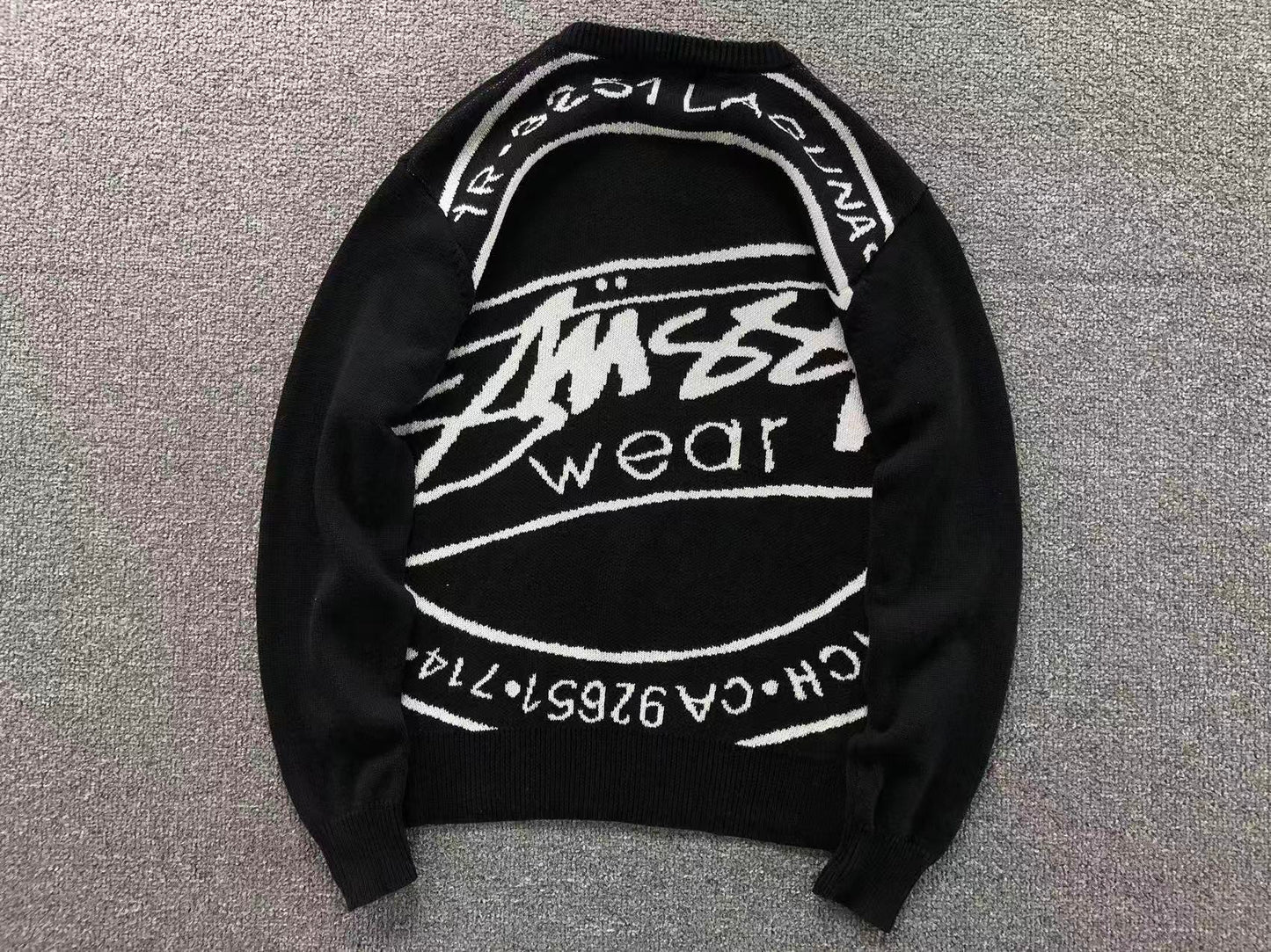 S - SWEATER