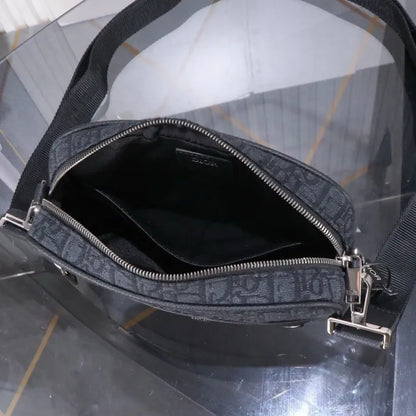 D - TASCHE