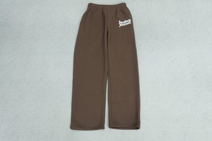 B - SWEATPANTS