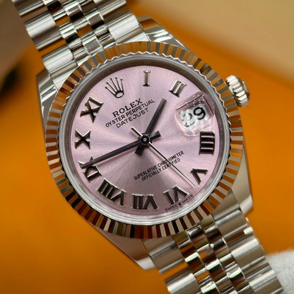 M - Watch