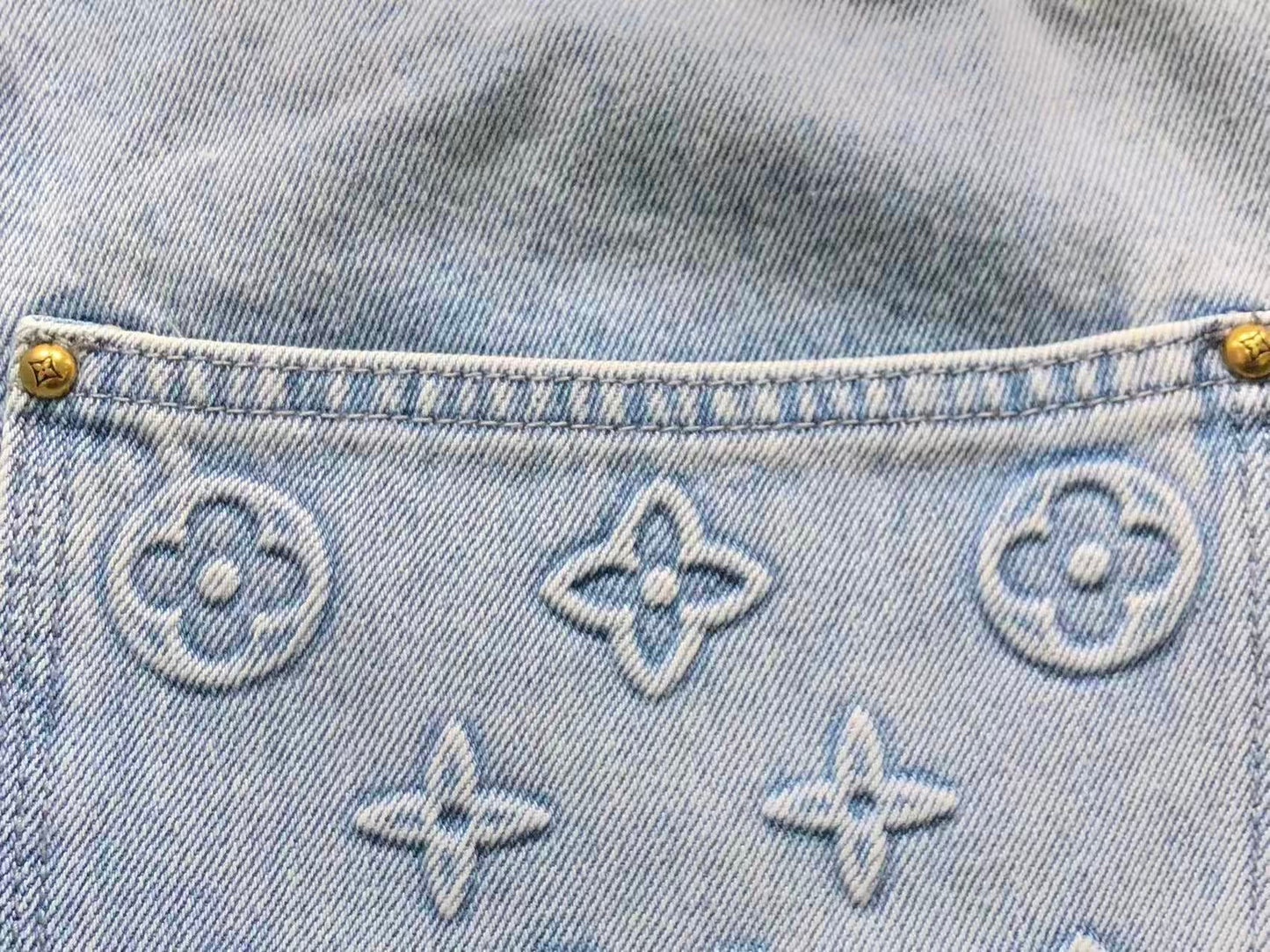 L - SHORTS