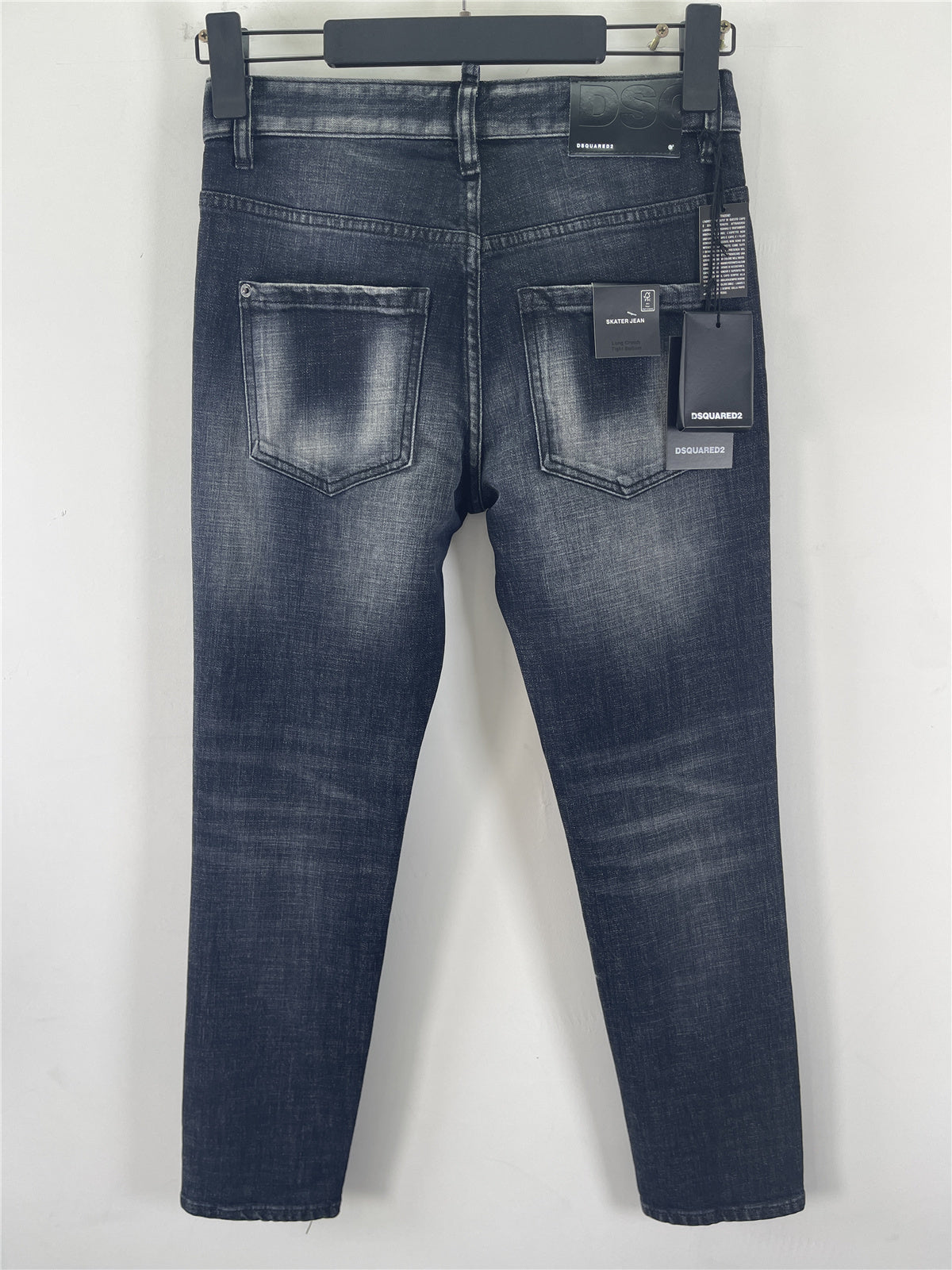 D - JEANS