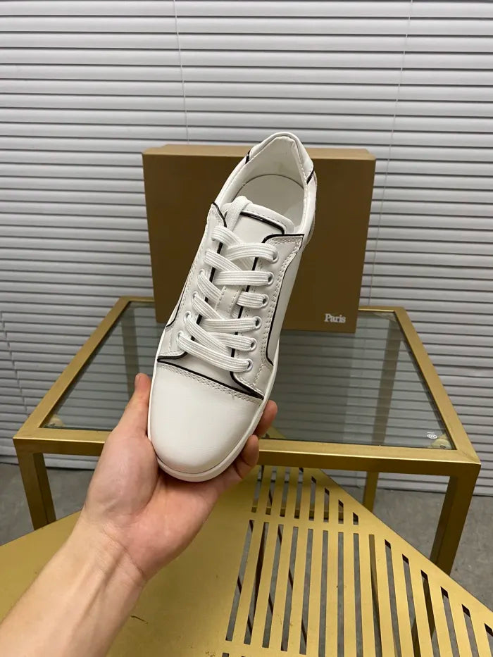 C - SNEAKERS
