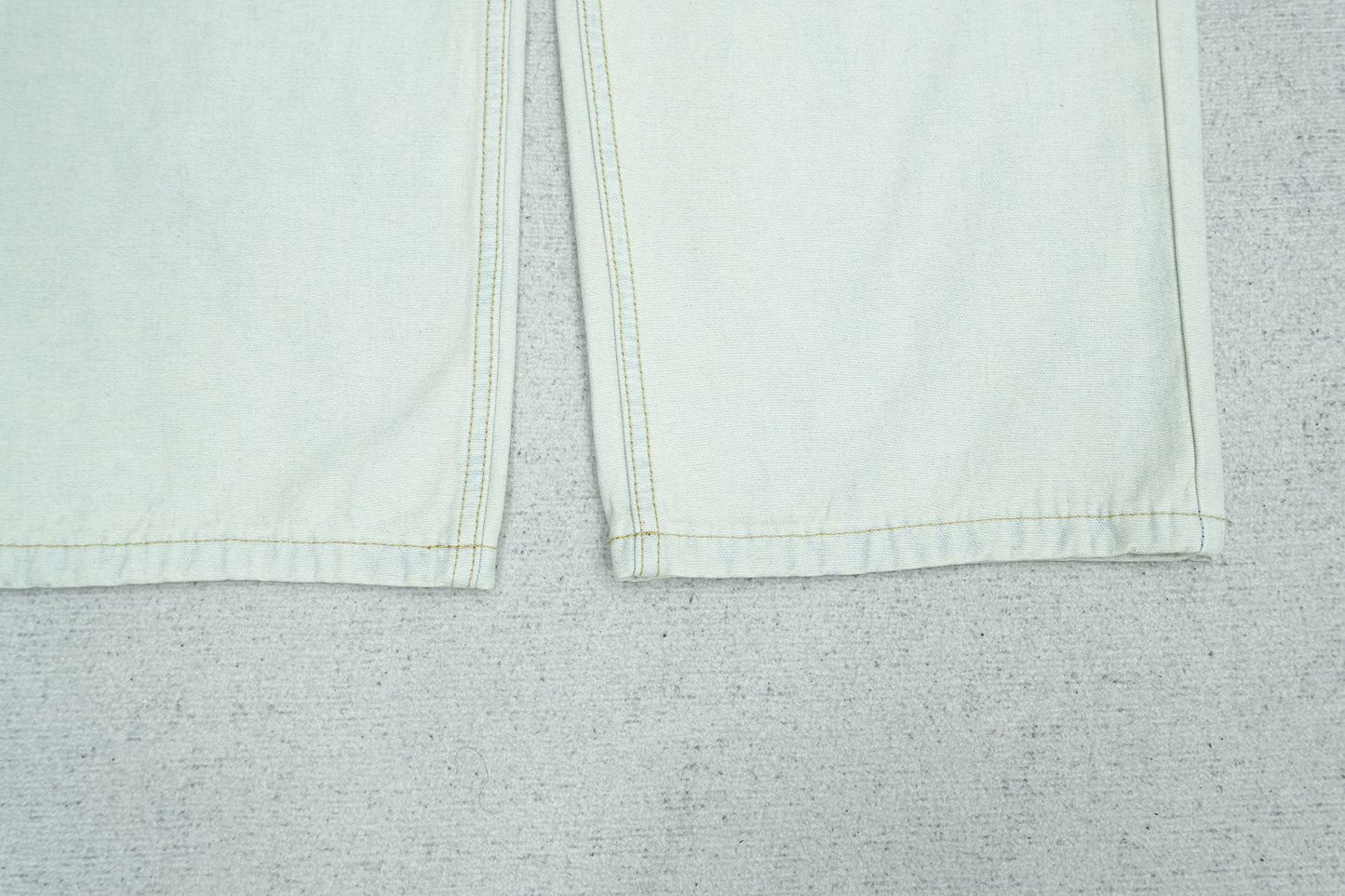 D - JEANS